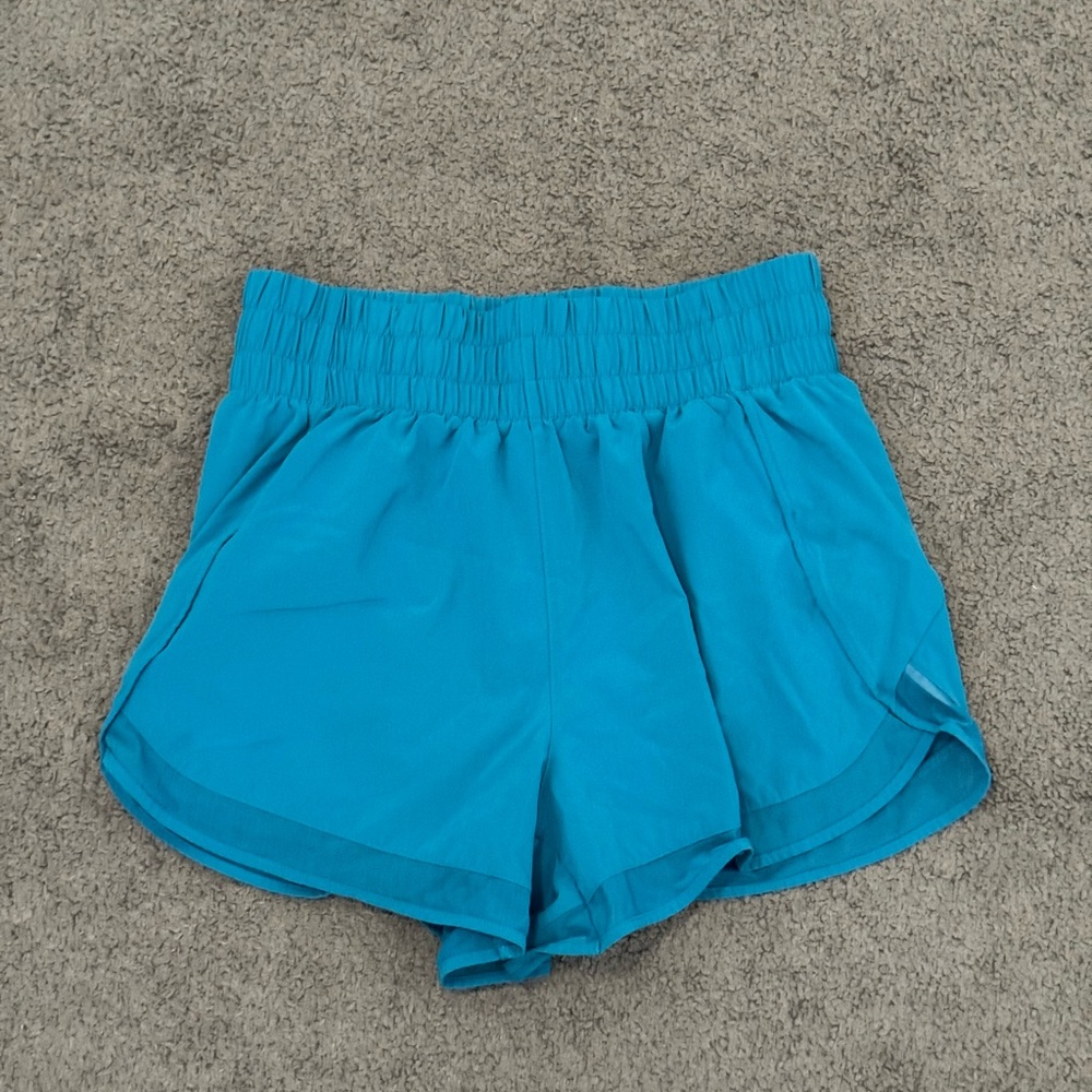 Athleta mesh racer runner shorts